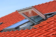 Quarrelton roof window